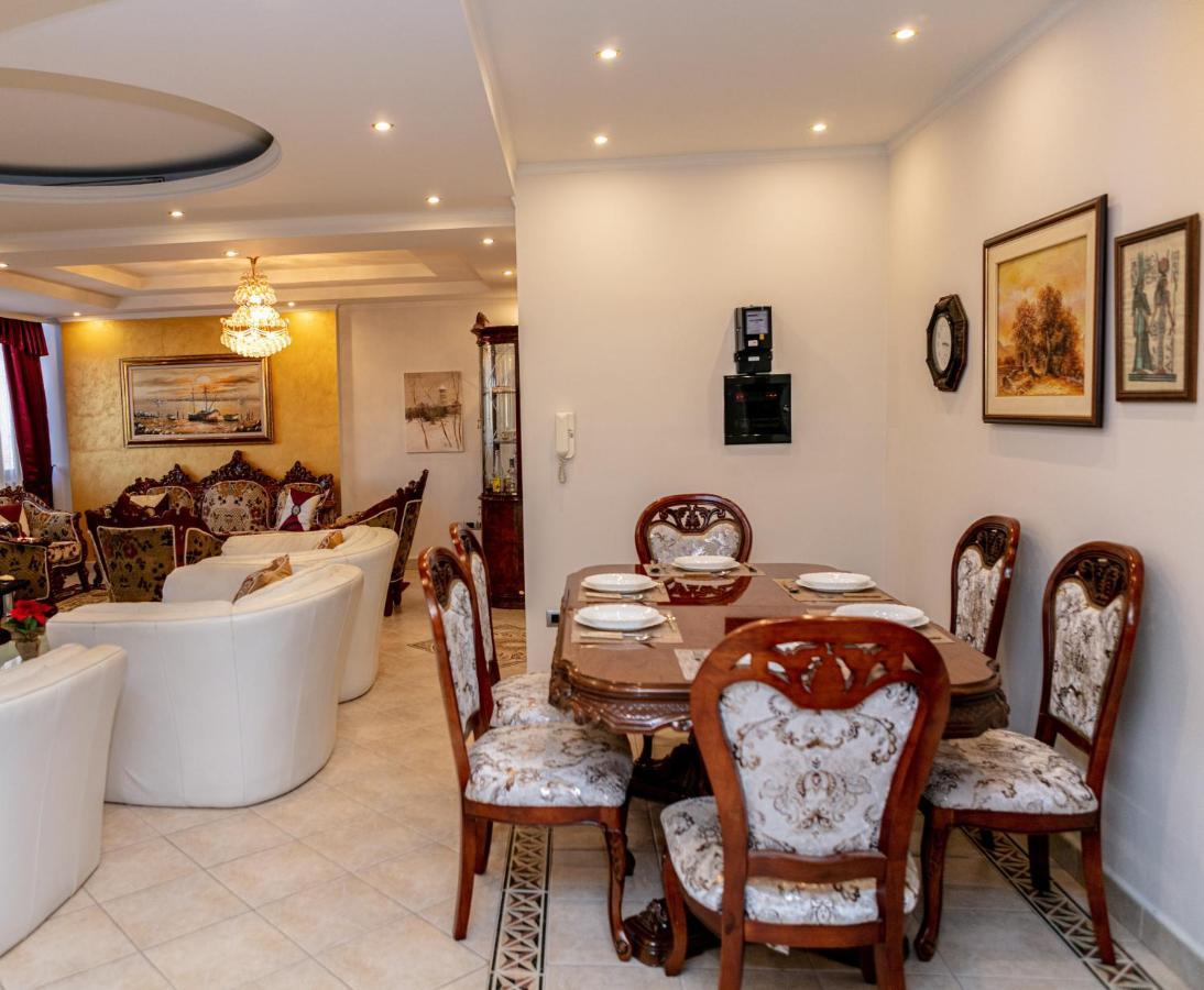 Spacious City Paradise - 3Br Apt In The Heart Of Tirana Esterno foto