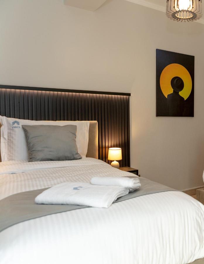Spacious City Paradise - 3Br Apt In The Heart Of Tirana Esterno foto
